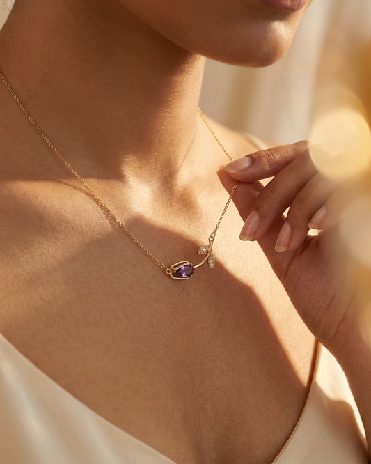 Voilet petal necklace