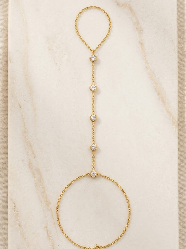 Dainty drape