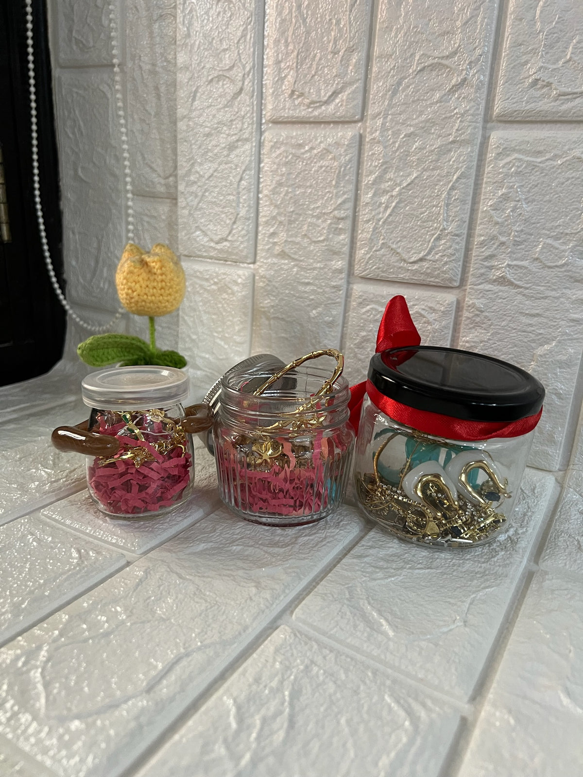 Mystery jars