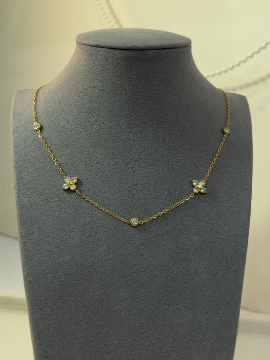 Daisy necklace