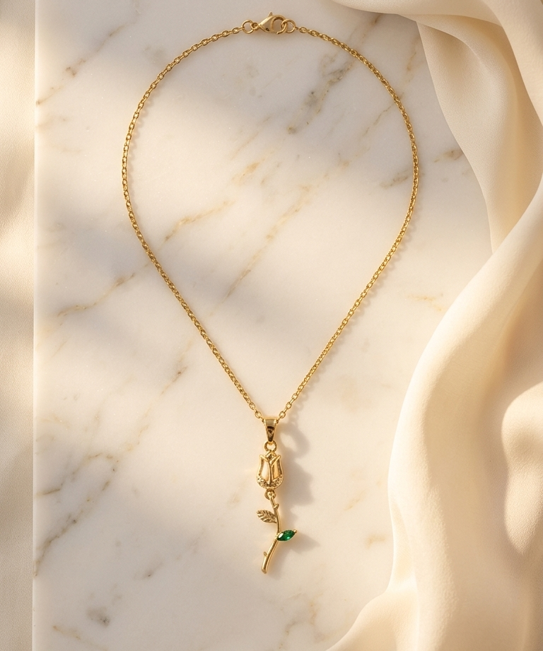 Ever rose necklace