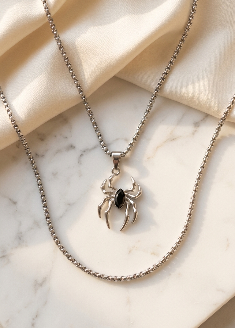 Spidy necklace