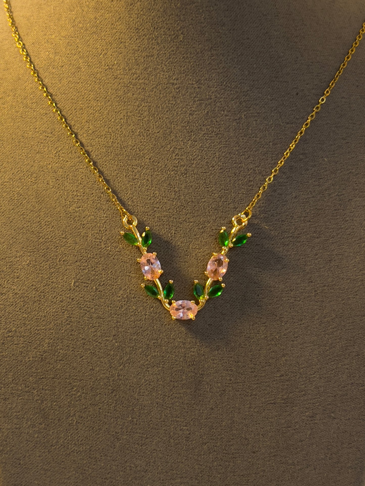 Petal glow necklace
