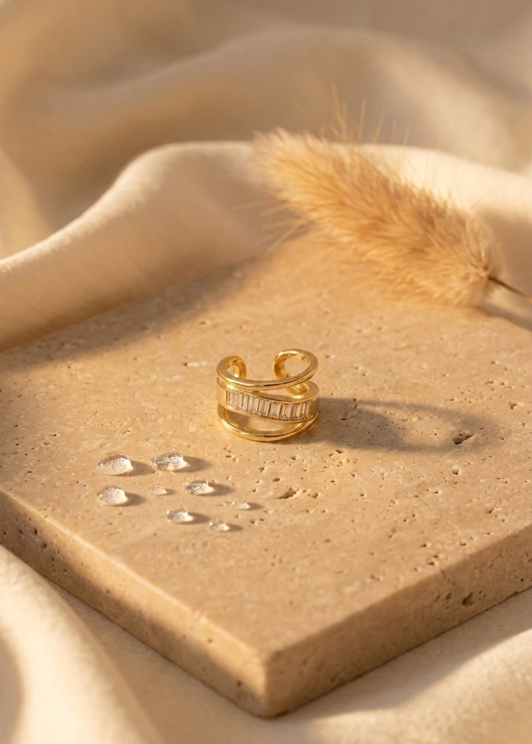 Golden veil cuff