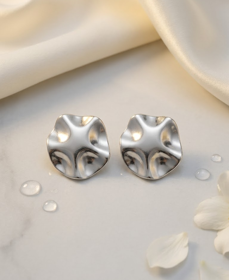 Sculpted wave studs