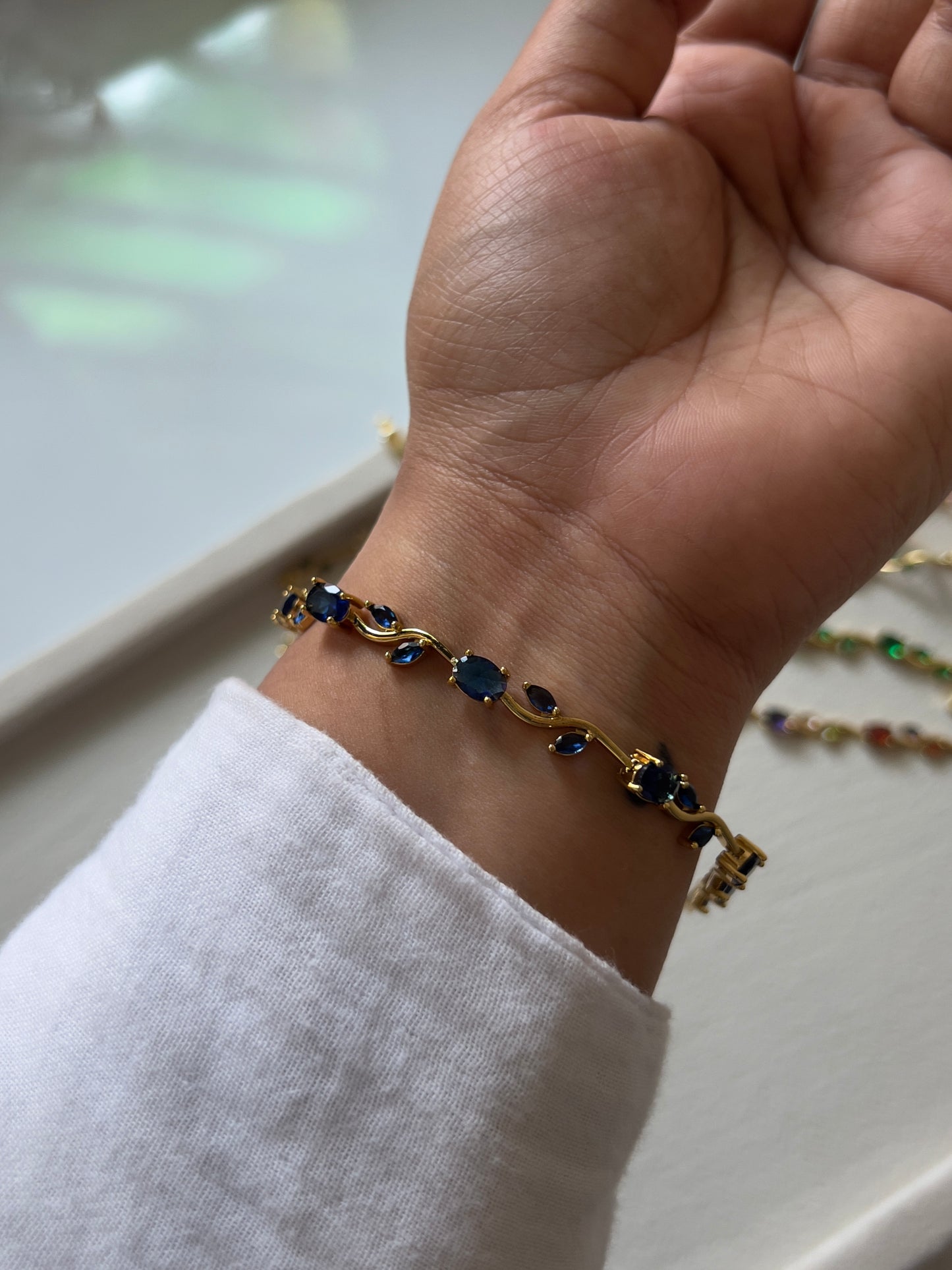 Tulip bracelet