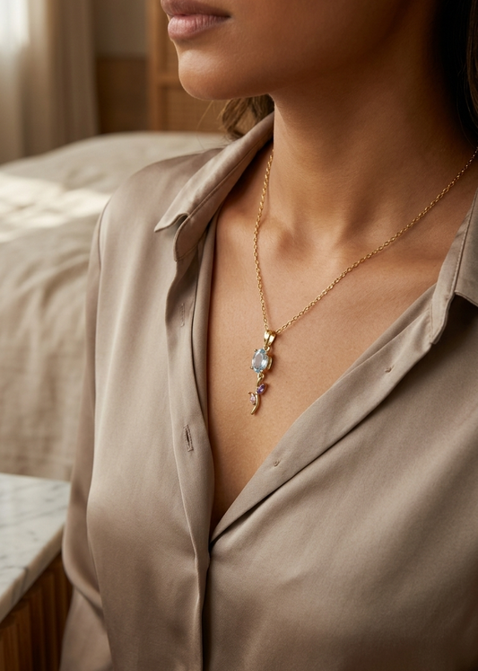 Fleur tulip necklace