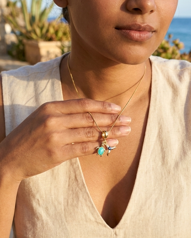 Turtle tide necklace