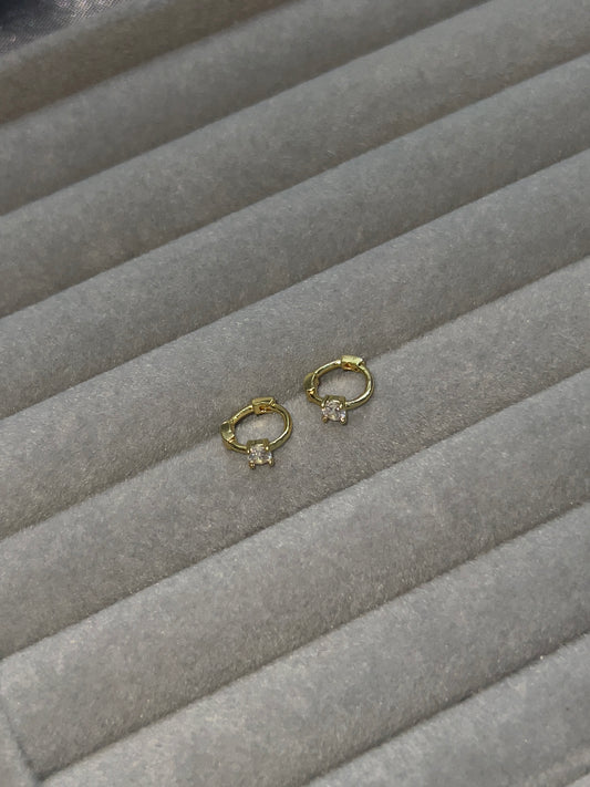 Tiny Spark studs