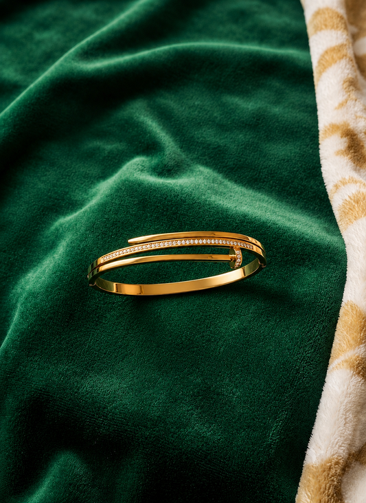 Vera bangle