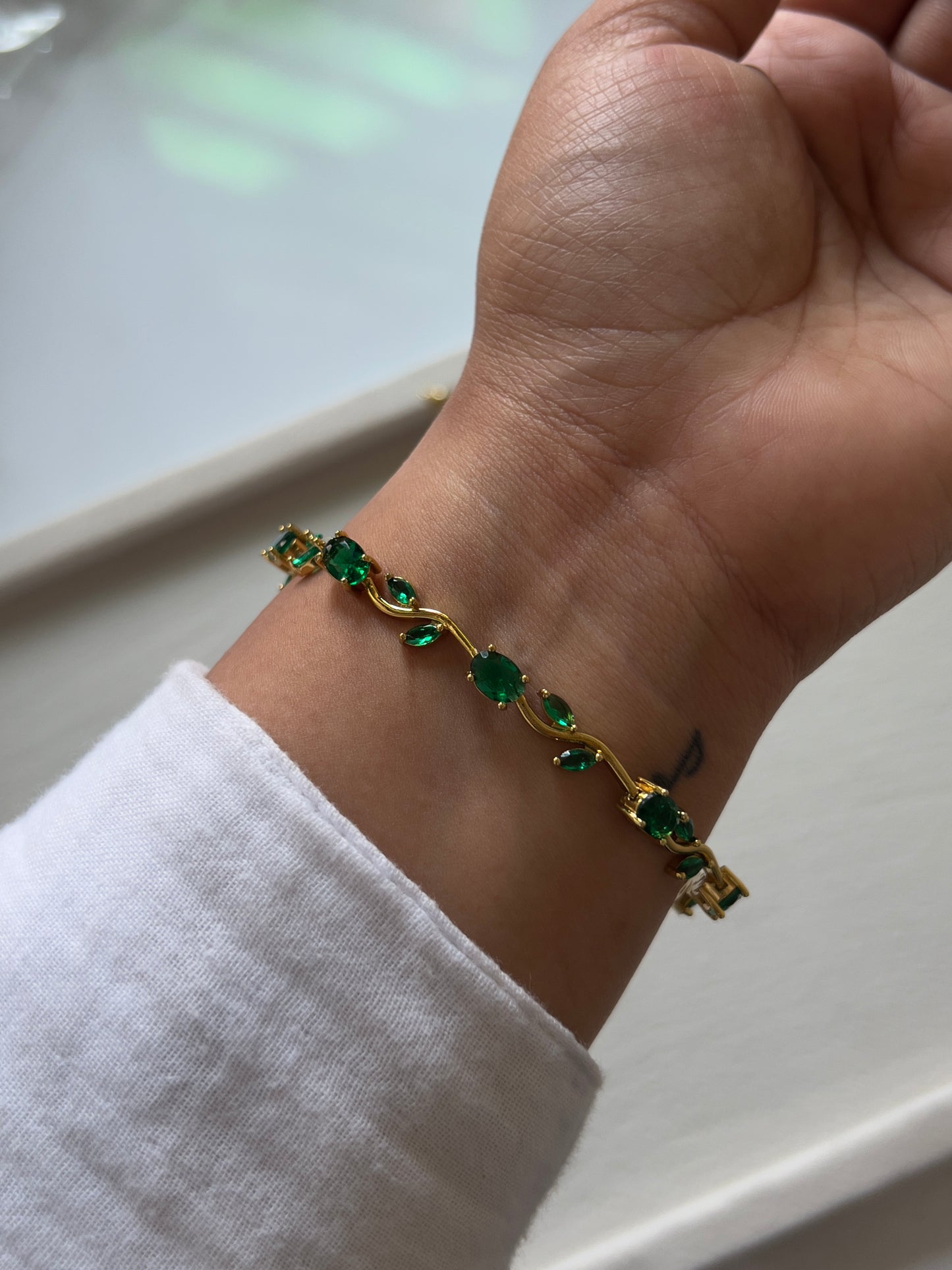 Tulip bracelet