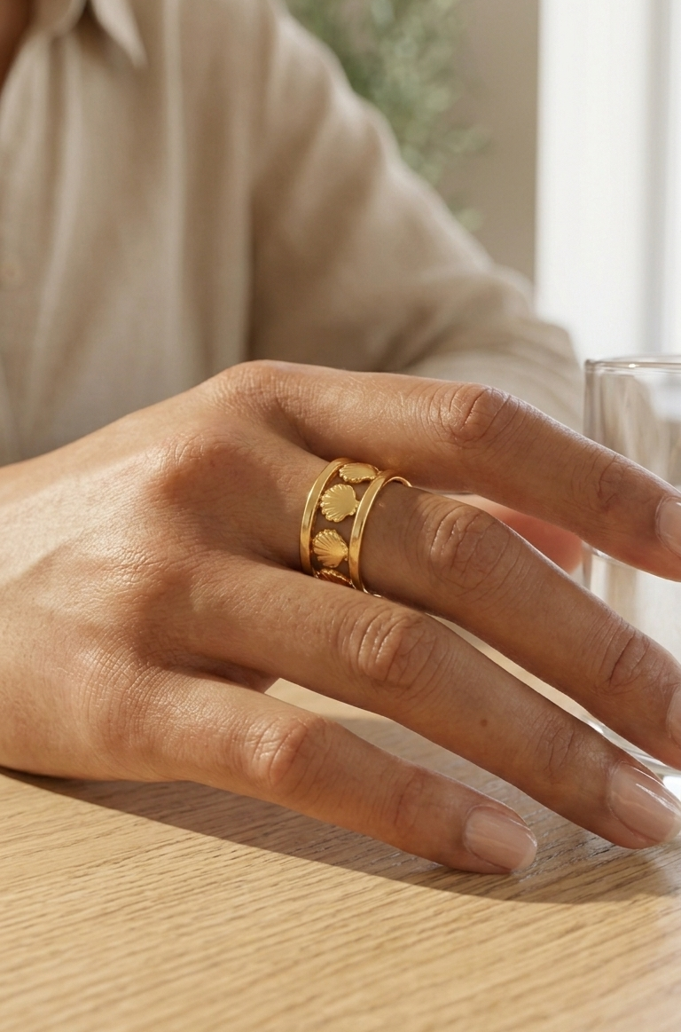 Seashell ring