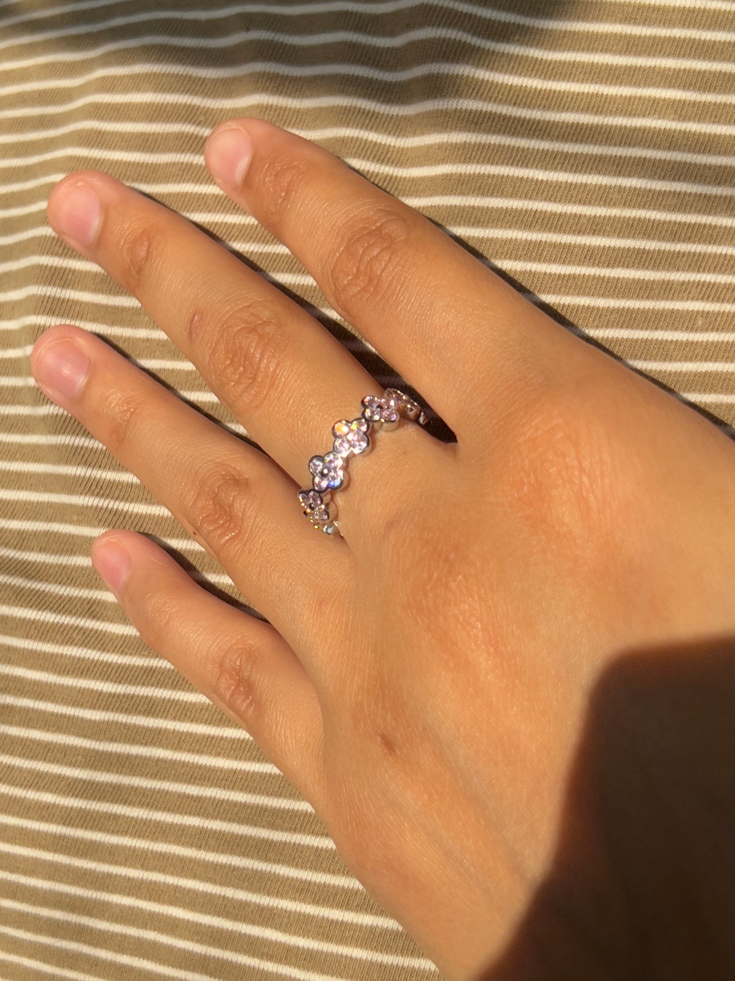 Crystal clover ring