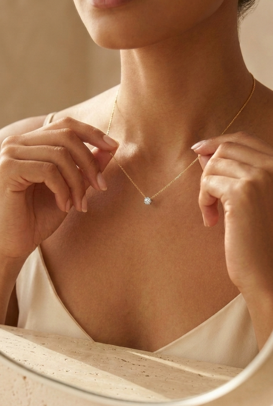 Eira necklacr
