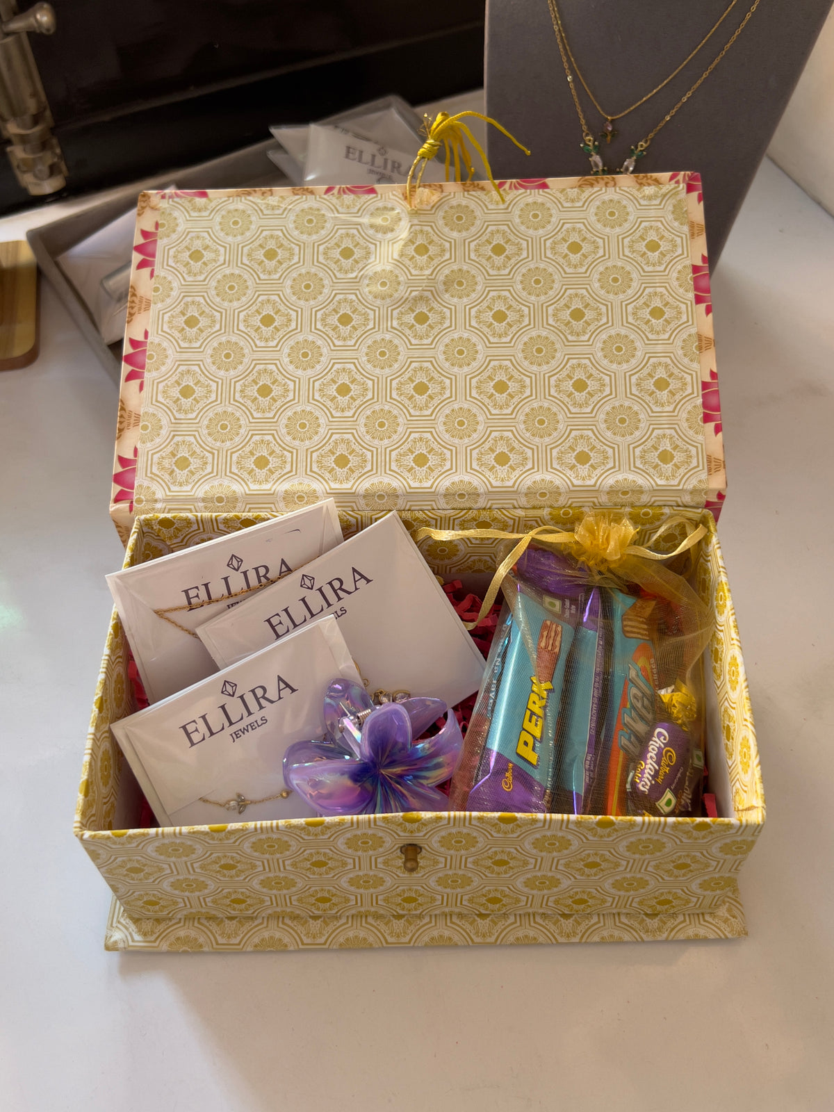Festive hamper