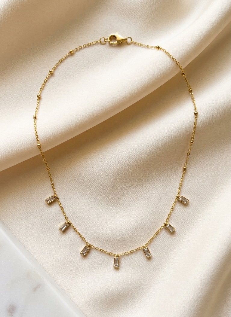 Sienna drop necklace
