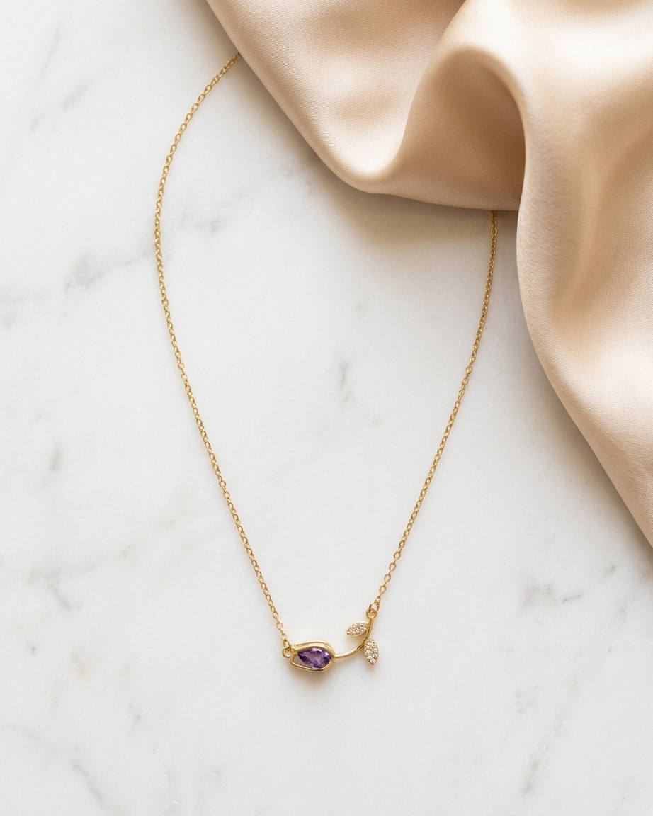 Voilet petal necklace