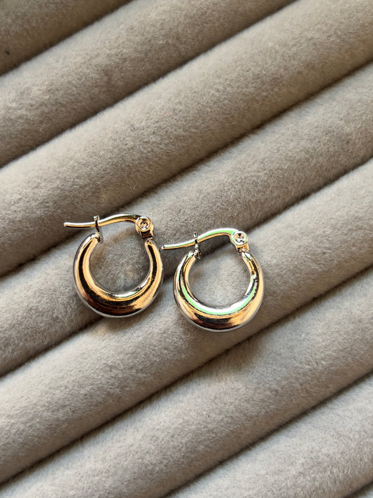 Silver Sleek Hoops