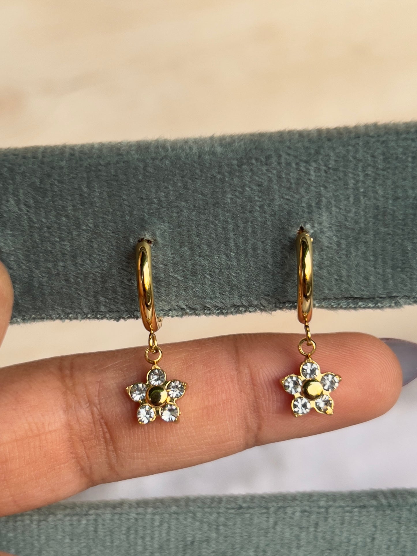 Flora Drop Hoops