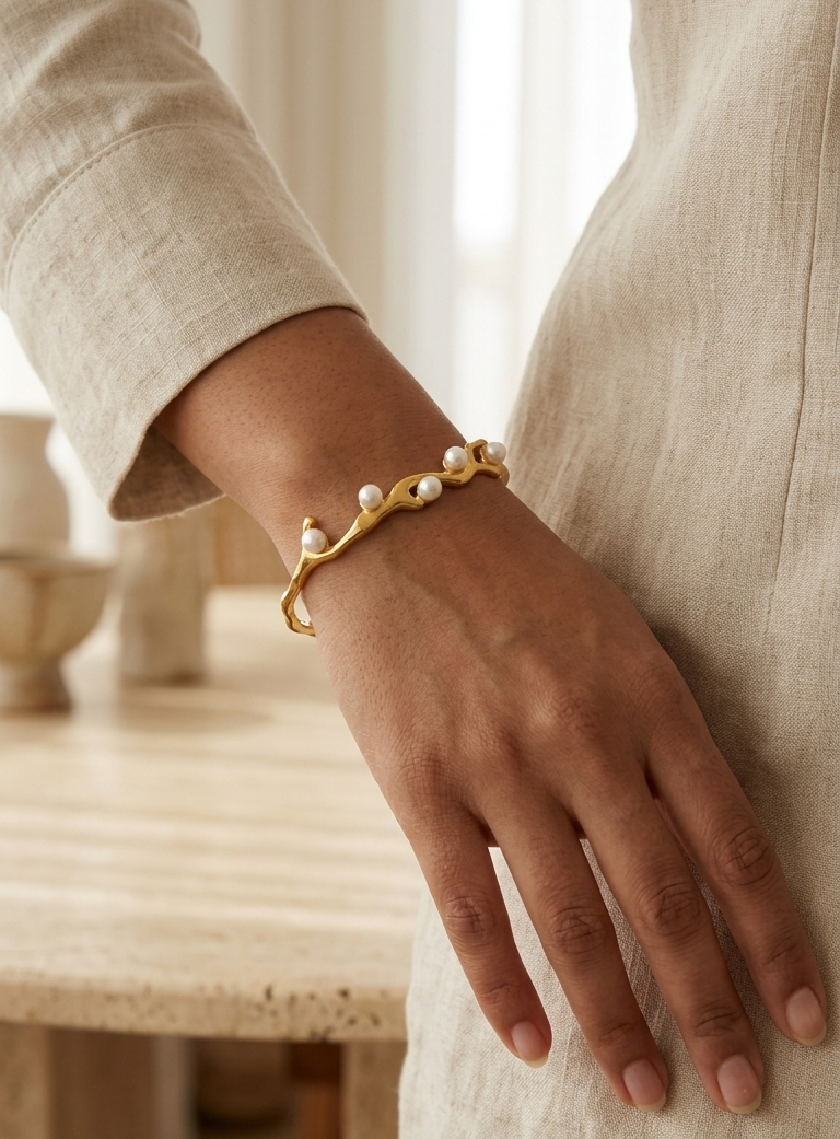 Pearl haven cuff