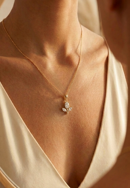 Tulip glow necklace