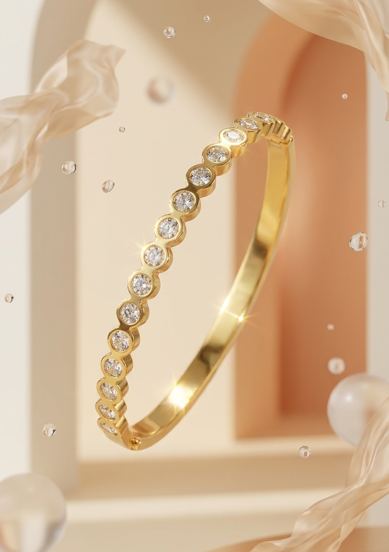 Elara Gold bangle